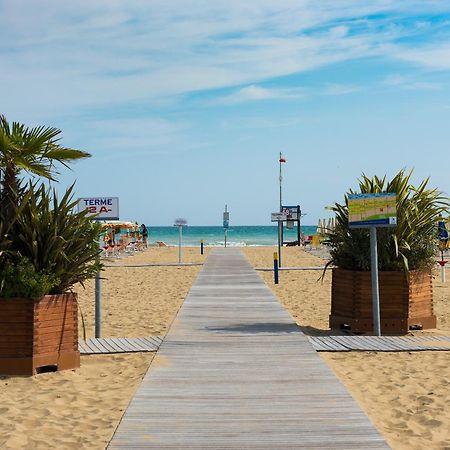 Rialto Apartment Bibione Exterior photo